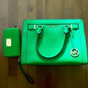 Michael Kors handbag and wallet set